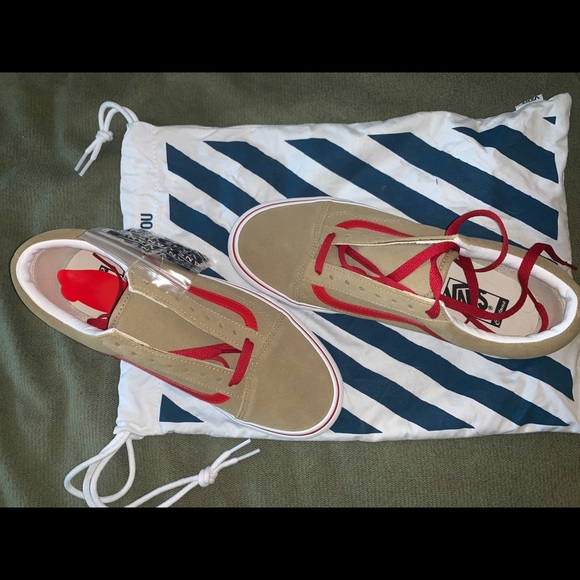 Suede Vans - Picture 2 of 5